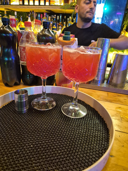 Huqqaboss – 2 Hour Free Bar